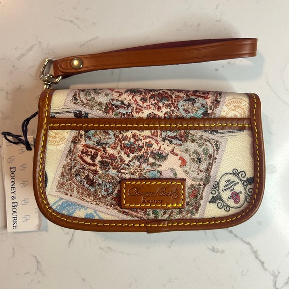 Dooney & Bourke Disney Parks Map Flap Wristlet – NWT, Rare Print - Picture 5 of 9